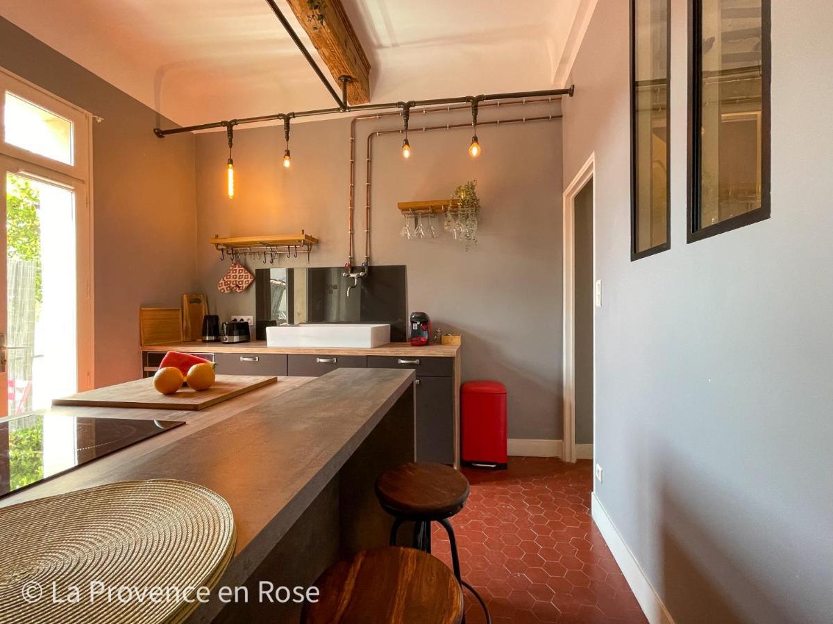 T2 / 58 M2 / 4 Personnes * Aix-en-Provence